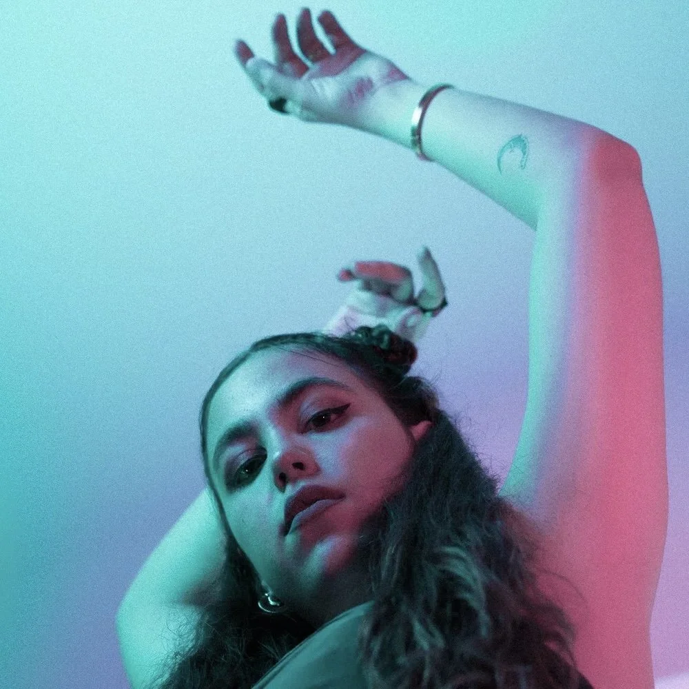 rojaz-alt-pop-sad-songs-billie-eilish-clairo-phoebe-bridgers-london-artist